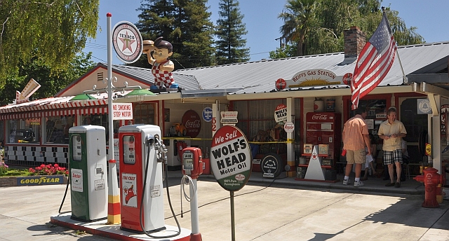 Entrance to Reiff's Antique Gas Station. Photo by Dean Court. outside front view of Reiff's Gas Station Automotive Museum